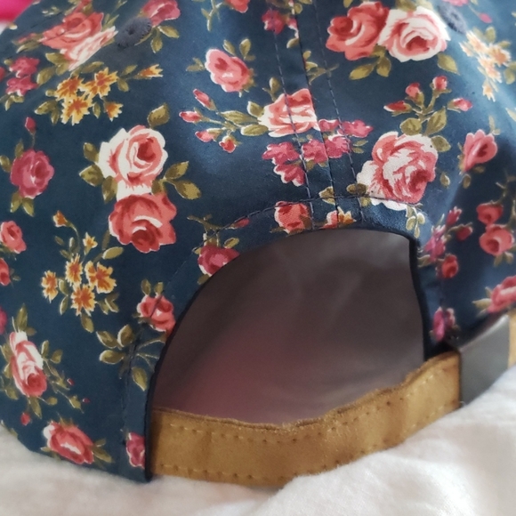 Cap - Picture 3 of 5